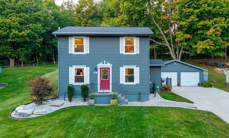 1st image of 147 N Prospect St NE