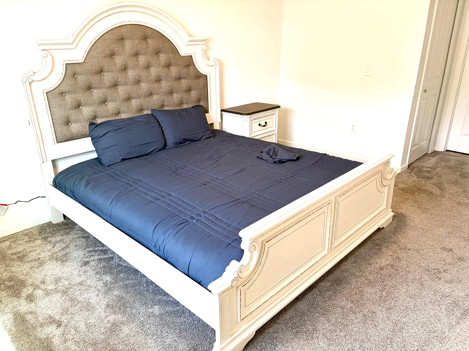 4 bed, 2.0 bath, 1709 sqft, $1,412 — Photo 1