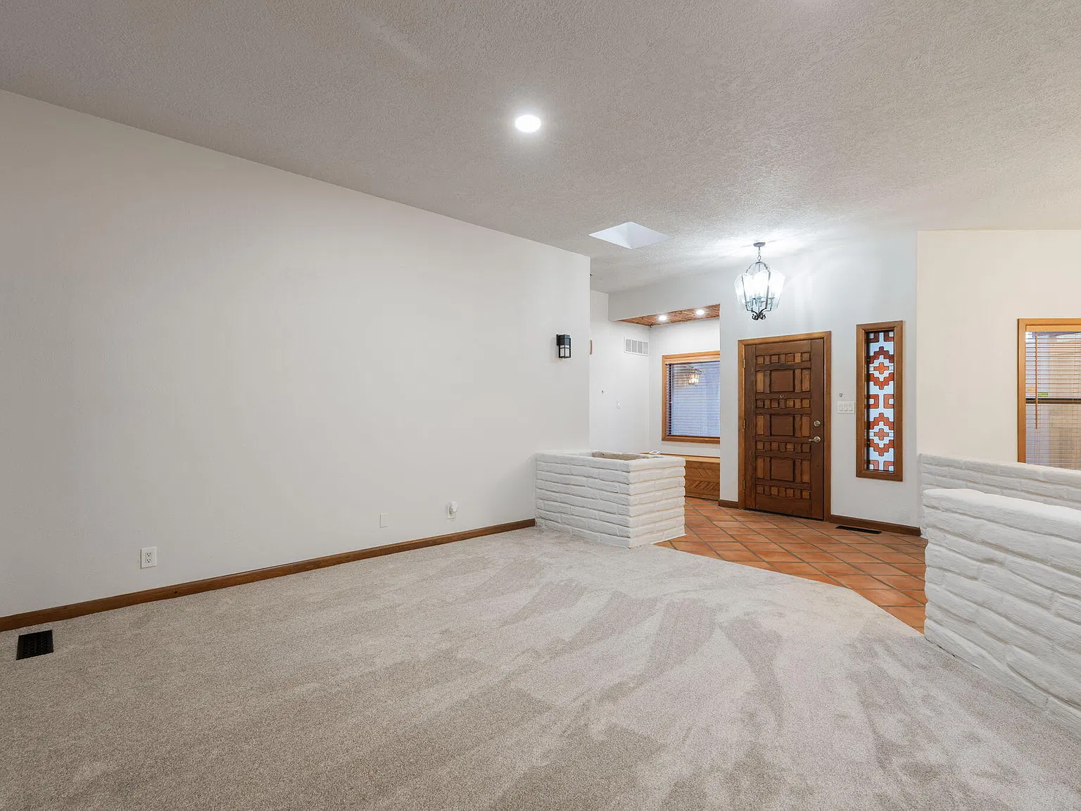 4 bed, 2.5 bath, 3082 sqft, $4,500 — Photo 3