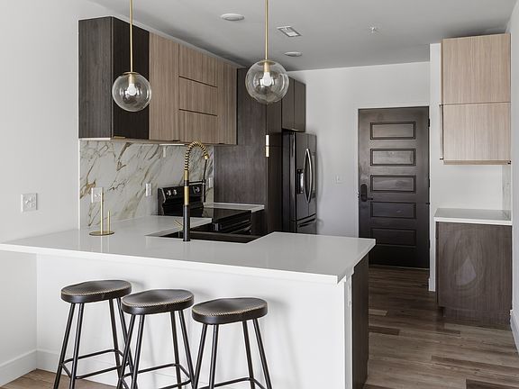 5th image of 5500 Pershing Ave #0