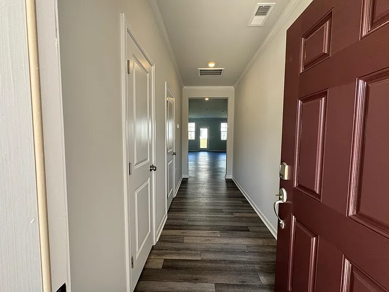 5719 Woodlawn Dr — Photo 4