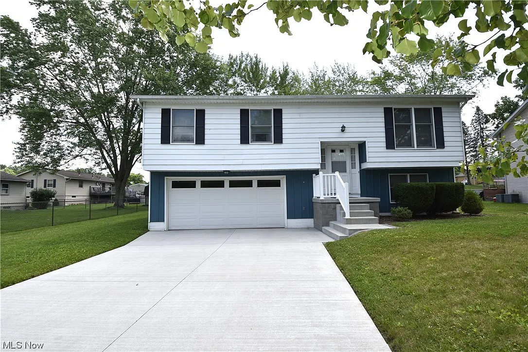 4621 Rush Cir photo 1