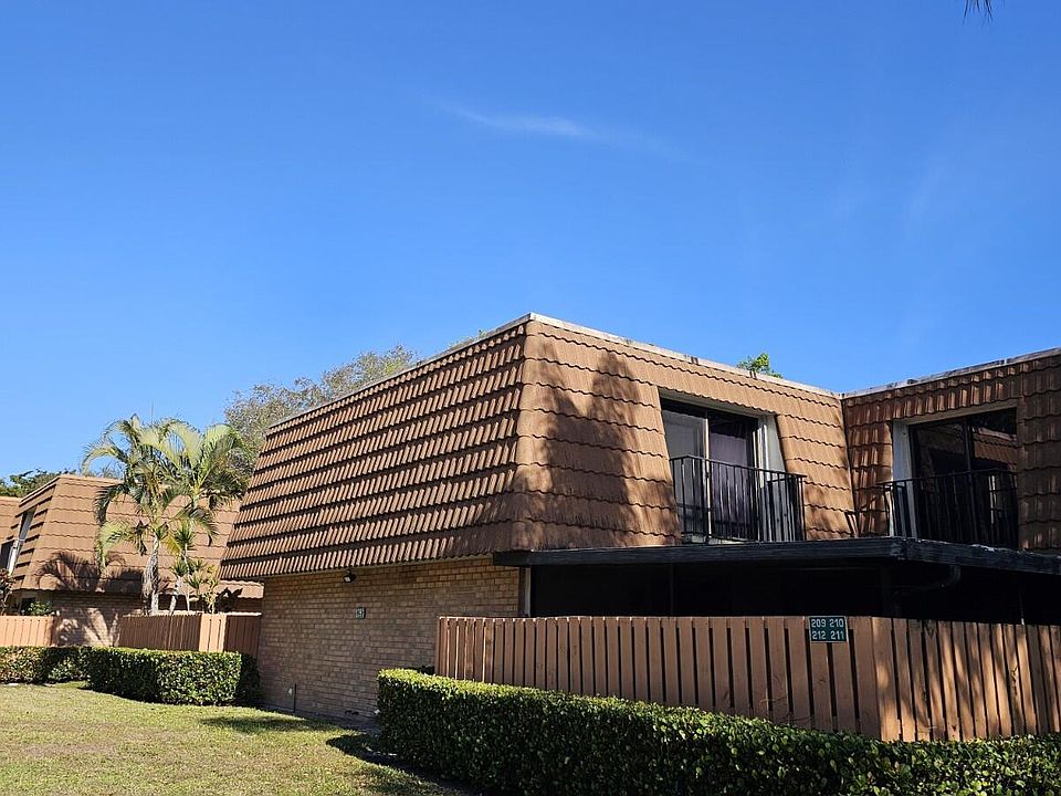 1st image of 209 Charter Way