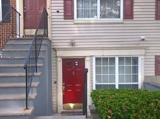 9 Rider Ct #109, Newark, NJ 07103