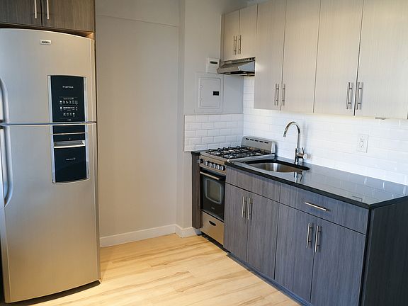 3rd image of 1370 Saint Nicholas Ave APT 15N
