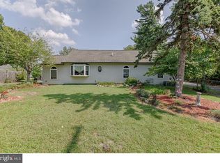 110 Cains Mill Rd, Williamstown, NJ 08094