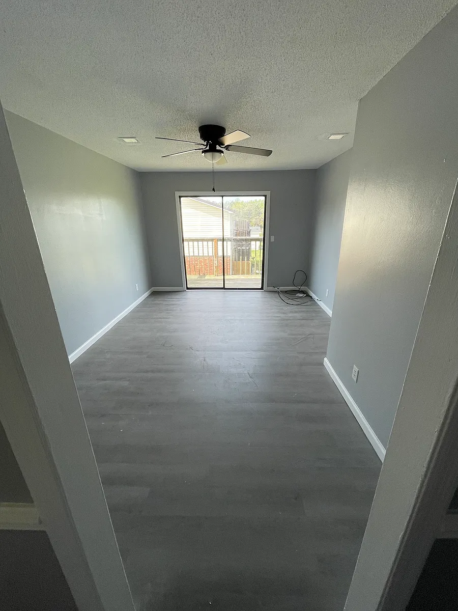 Building Photo - 235 Colleen Ct #D