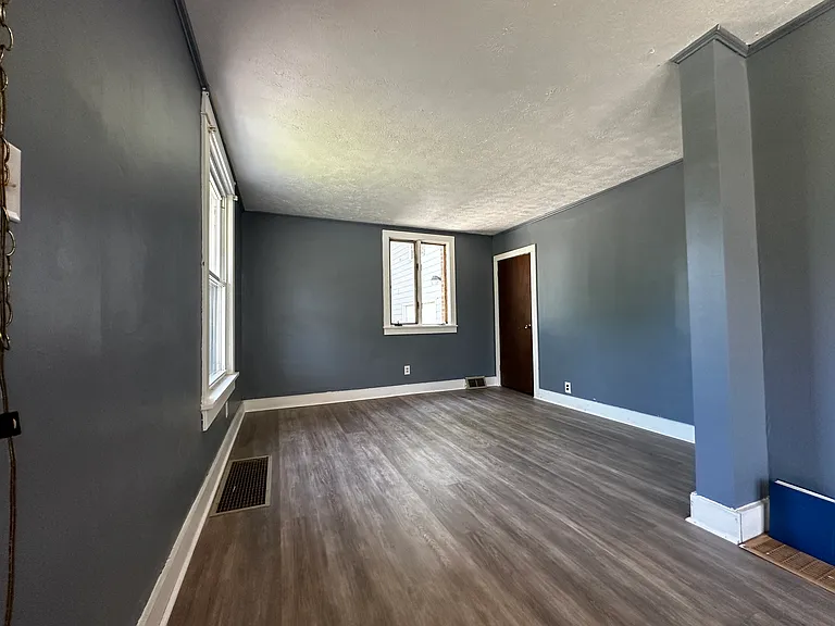 8232 Mercer St #1 — Photo 8