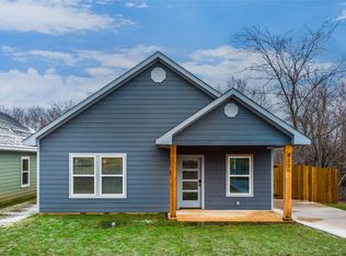 417 E Nelson St, Denison, TX 75021