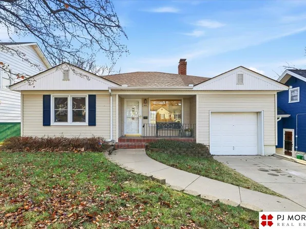 4831 Hickory St, Omaha, NE 68106