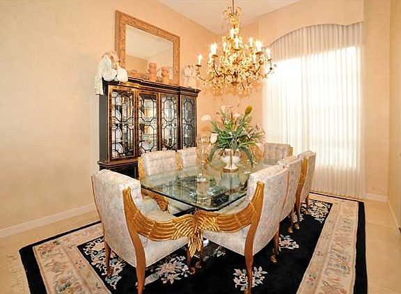 Home For Sale In Broken Sound