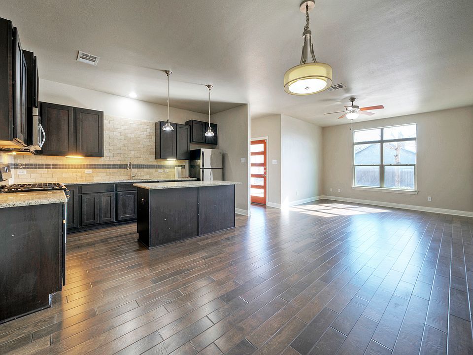 Large Kitchen, Living and dining