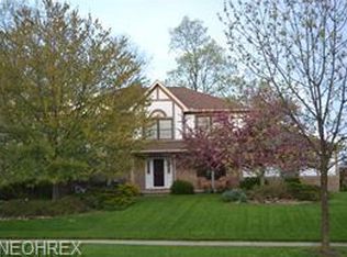 14081 Ashley Ln, North Royalton, OH 44133