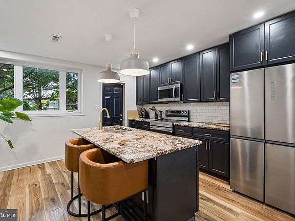 4th image of 5514 Race St
