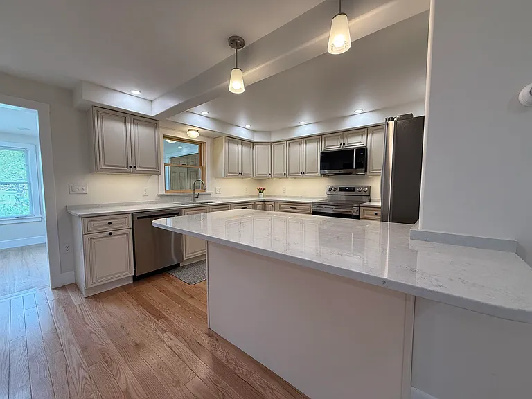 6 Griffin Ave #A — Photo 12