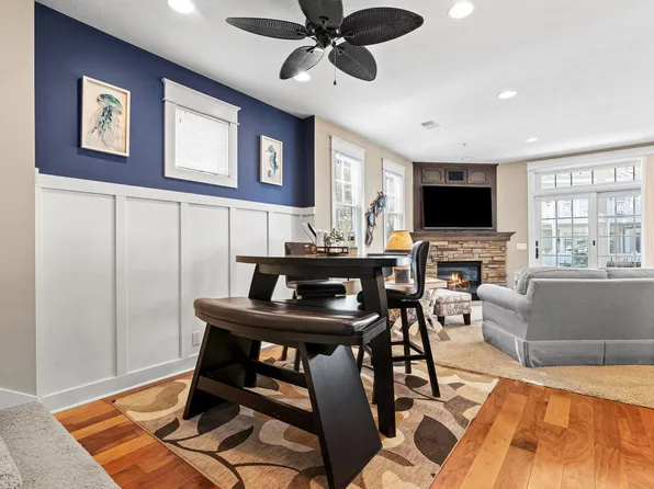 807 Lake St #Id1073561p, Saugatuck, MI 49453