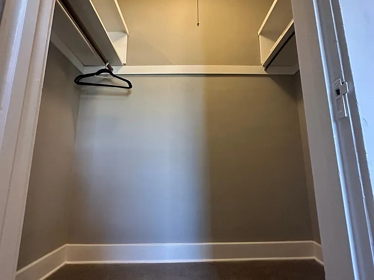 24 sq ft walk in closet