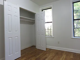 Rented by Rennit Inc.