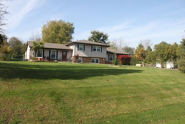 1st image of S440 Circle Dr