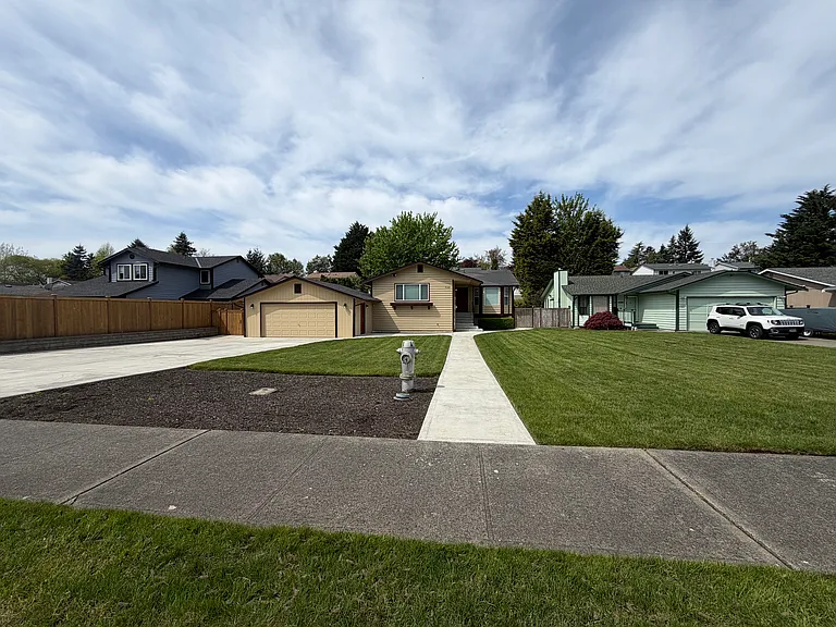 3102 59th Ave NE — Photo 2