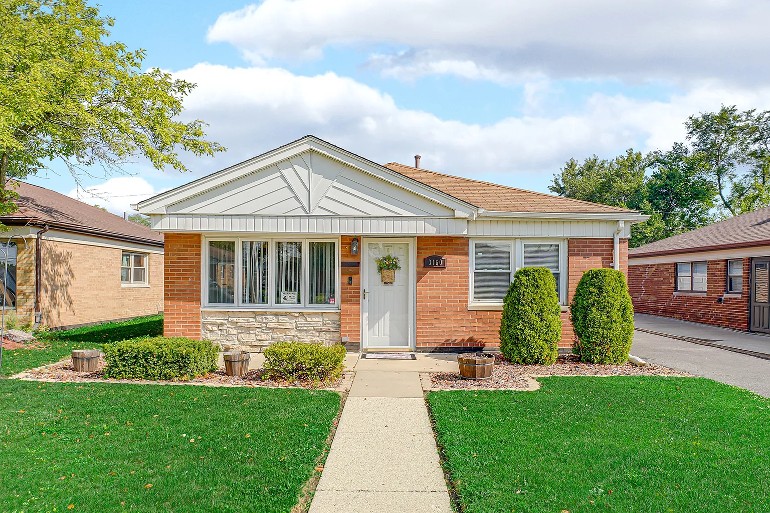 3160 W Park Lane Dr photo 1