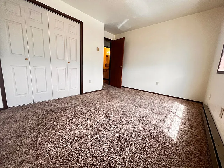 13315-13317 E 26th Ave — Photo 7