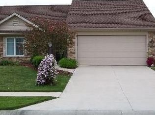 7216 Clubhouse Dr, Fort Wayne, IN 46835
