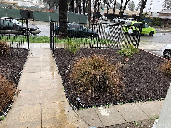 3rd image of 210 S Vine St
