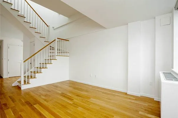 Rented by Cote Luxury Real Estate | media 29