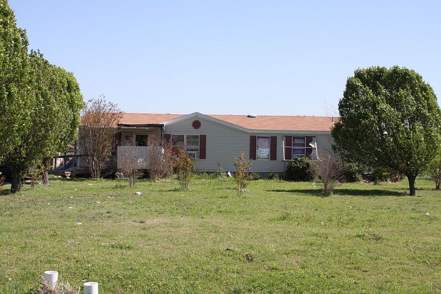 1st image of 3112 Eastern Valley Dr