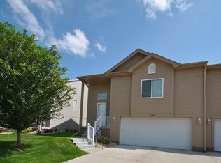 19009 K St, Omaha, NE 68135