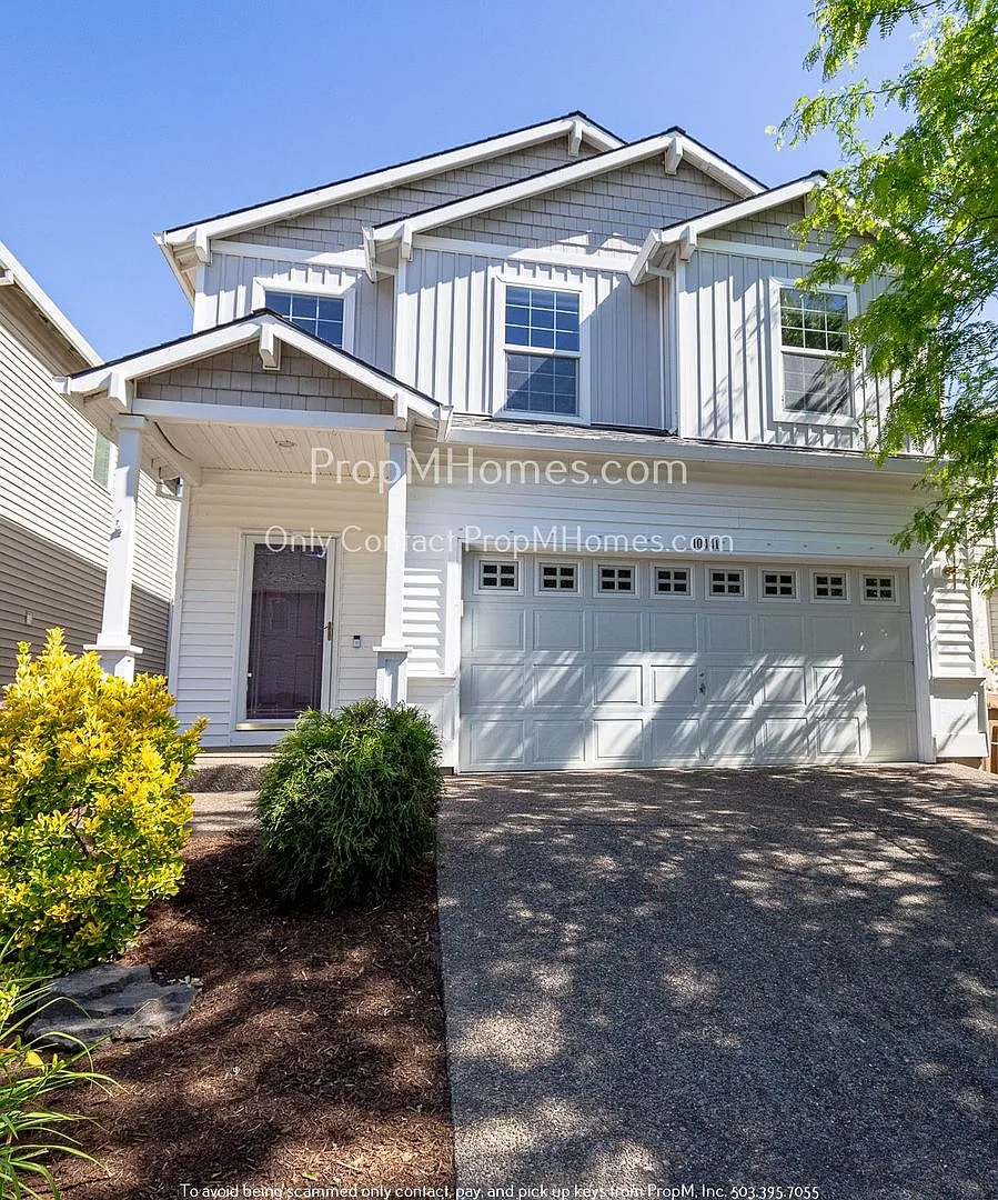 Charming 4 Bedroom Home in Wilsonville! — Photo 1