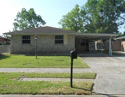 1st image of 2705 Jimmie Dean Dr