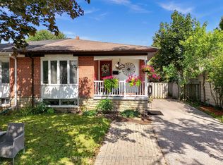 719 Balaton Ave, Pickering, ON L1W1W3