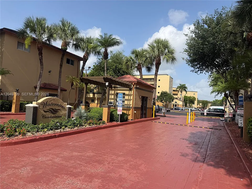 8250 SW 149th Ct #8102