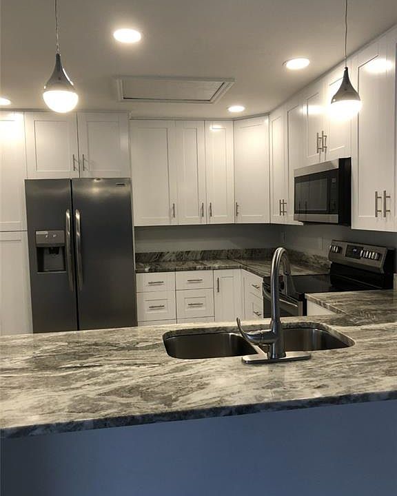 1st image of 6300 Royal Woods Dr