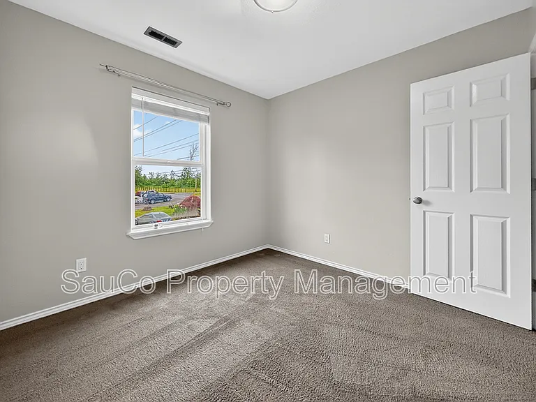 34333 E Columbia Ave — Photo 18