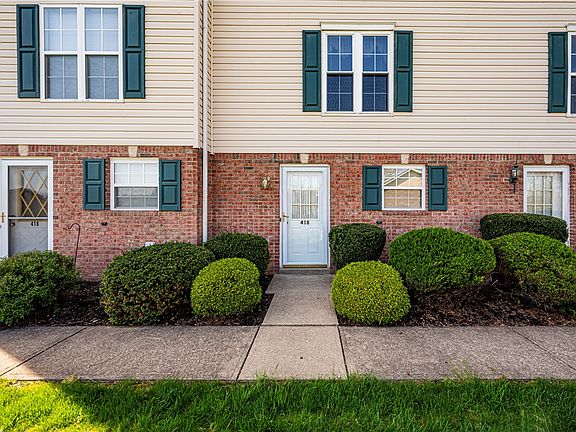 2nd image of 418 Silvis Way