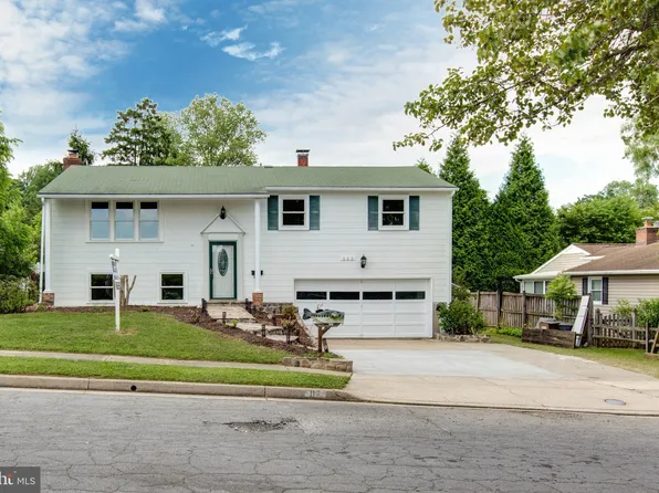 112 Country Ln, Lutherville Timonium, MD 21093