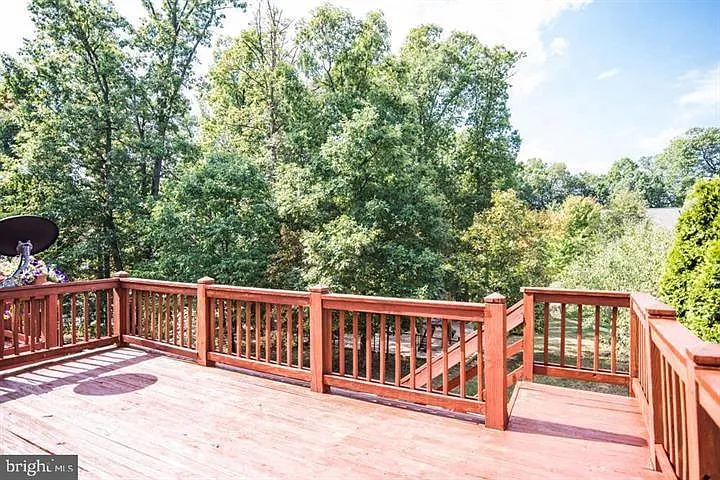 8359 Regal Oak Ct — Photo 33