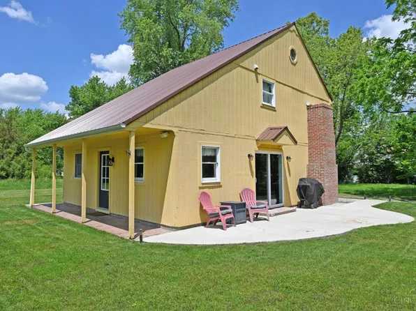 108 W 4th St, Seaman, OH 45679