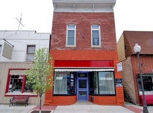 22 N Elm St, Three Oaks, MI 49128