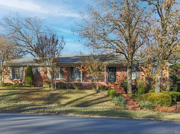 8200 Evergreen Dr, Little Rock, AR 72227