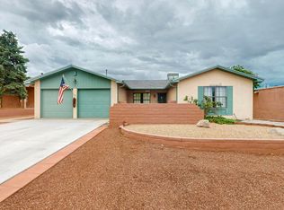 8718 Liberty Dr NE, Albuquerque, NM 87109