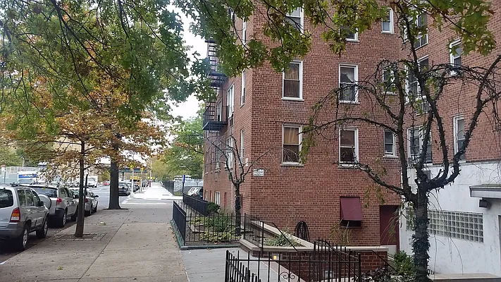 Sold by Gerard Desgranges Realty | media 17