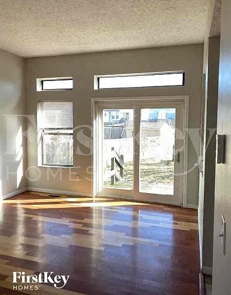 3012 Ambarwent Rd — Photo 3