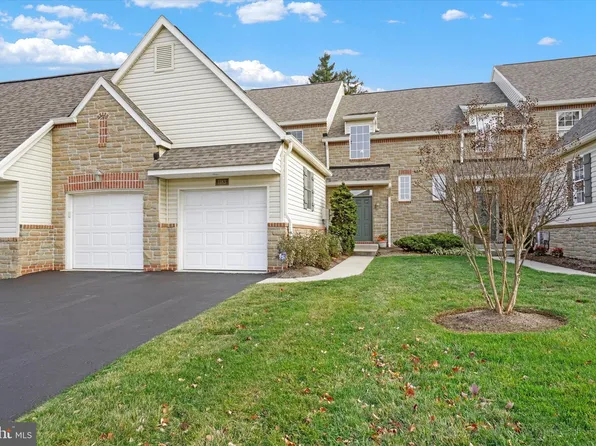 1183 Turnberry Ln, York, PA 17403