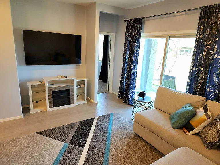10668 W Dickerson Dr — Photo 15