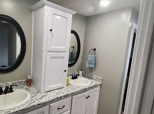 321 W 6th St, Liberal, KS 67901