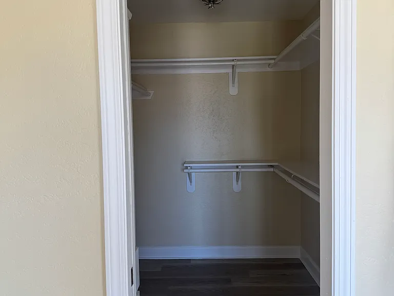901 Beryl St — Photo 14